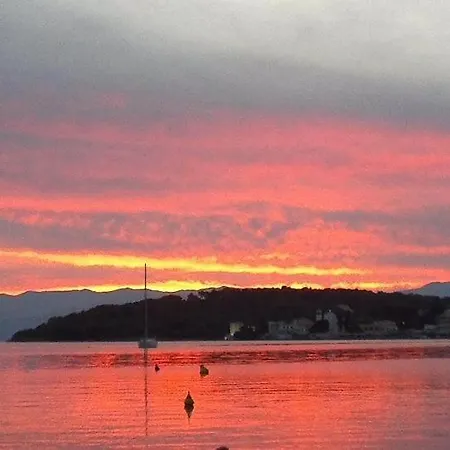 Aloe Luxury Aparthotel 4*