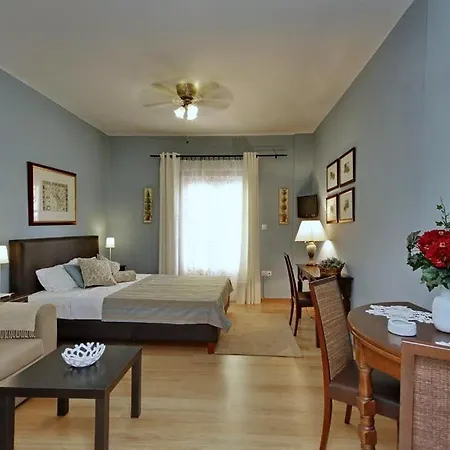 アパートホテル Aloe Luxury ポルト・ヘリ