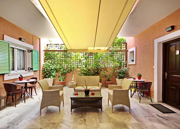 Aloe Luxury 4*